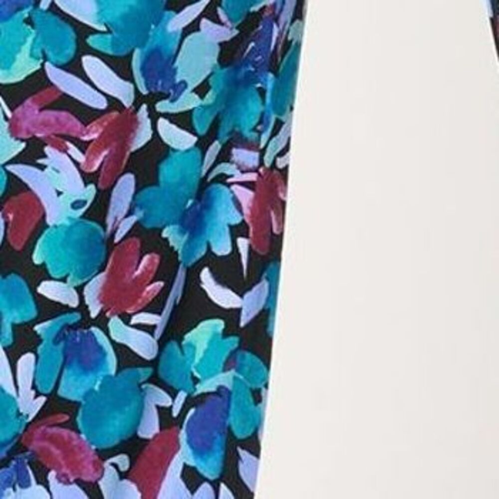 Susan Graver Women's Plus Sz Pants 3X Printed Liquid Knit Multi-colored - Picture 2 of 4